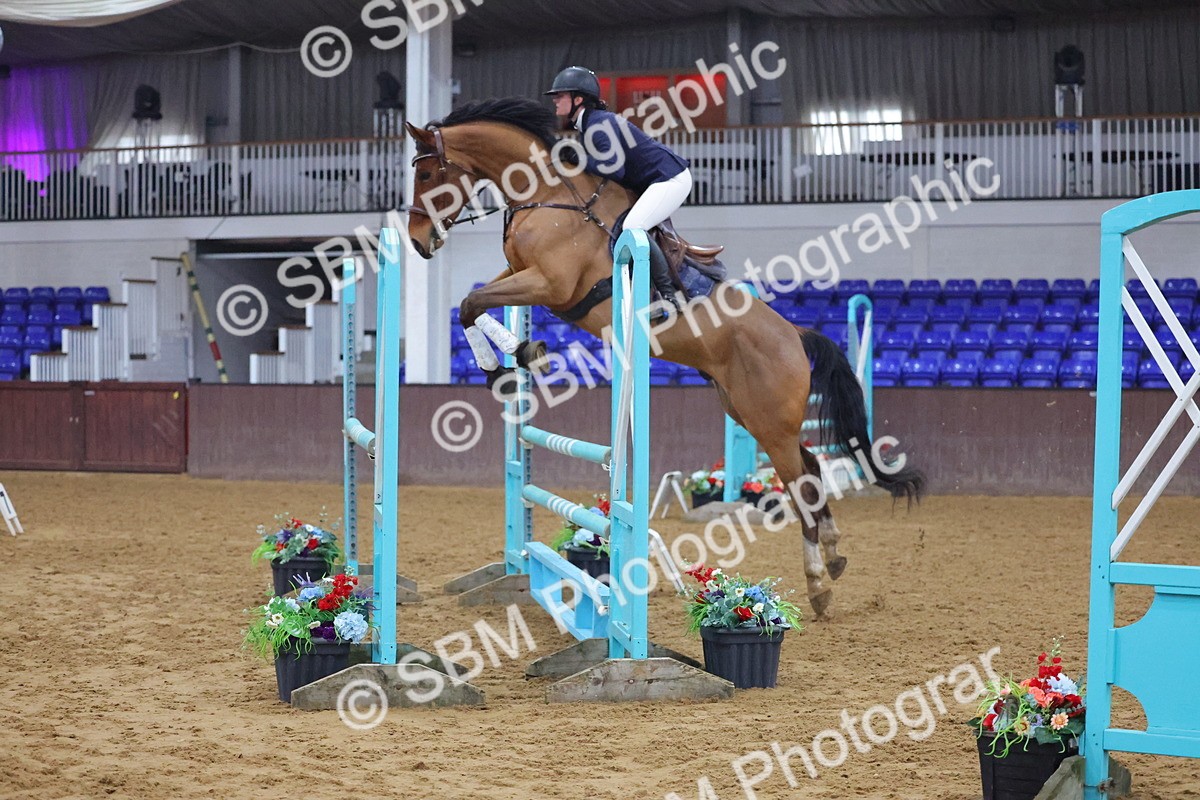 SBM_008923 - Class 22  - Senior Newcomers/ 1.10m Open - First Round (1.10m)