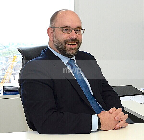 _MWP4008 - Professional Headshot Photography.