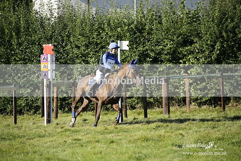  WWHT 031021 758 - WWEC Novice Restricted (0.80m) 18/10/20