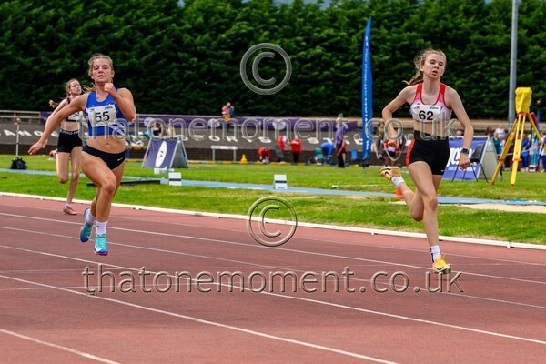 CEM26-914501 - Track Female Set Two