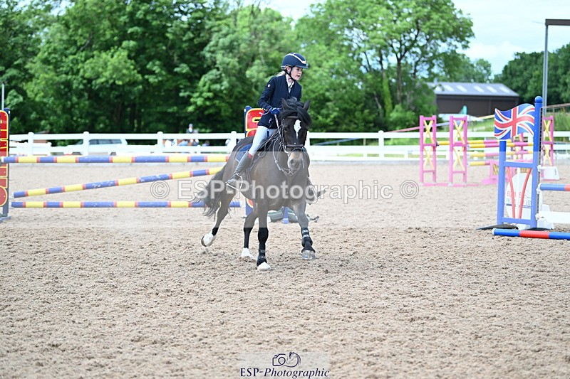 240608A-152641-01643 - Cls 11 Pony Newcomers and 1m Open