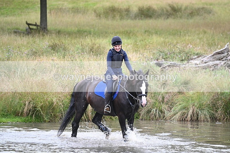 WJ7_2619 - Time at Water 11:37 to 12:13