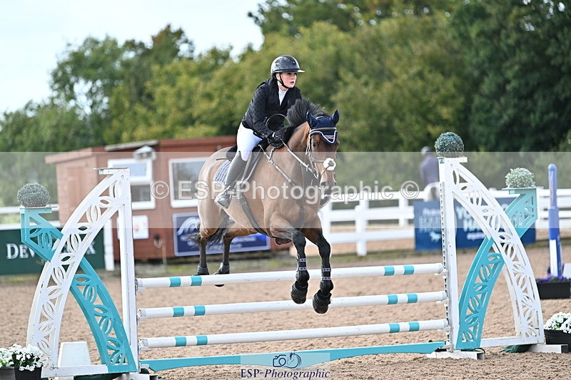 241004A-114415-01648 - Fri 08 85cm Amateur Quals