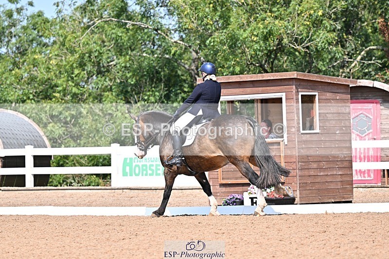 250816-120929-03932 - 134-Abby.HayesRathnagrew.Pride