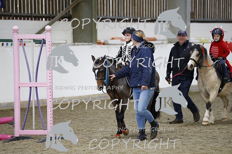 _T0A0962 - Class 1 Cross poles