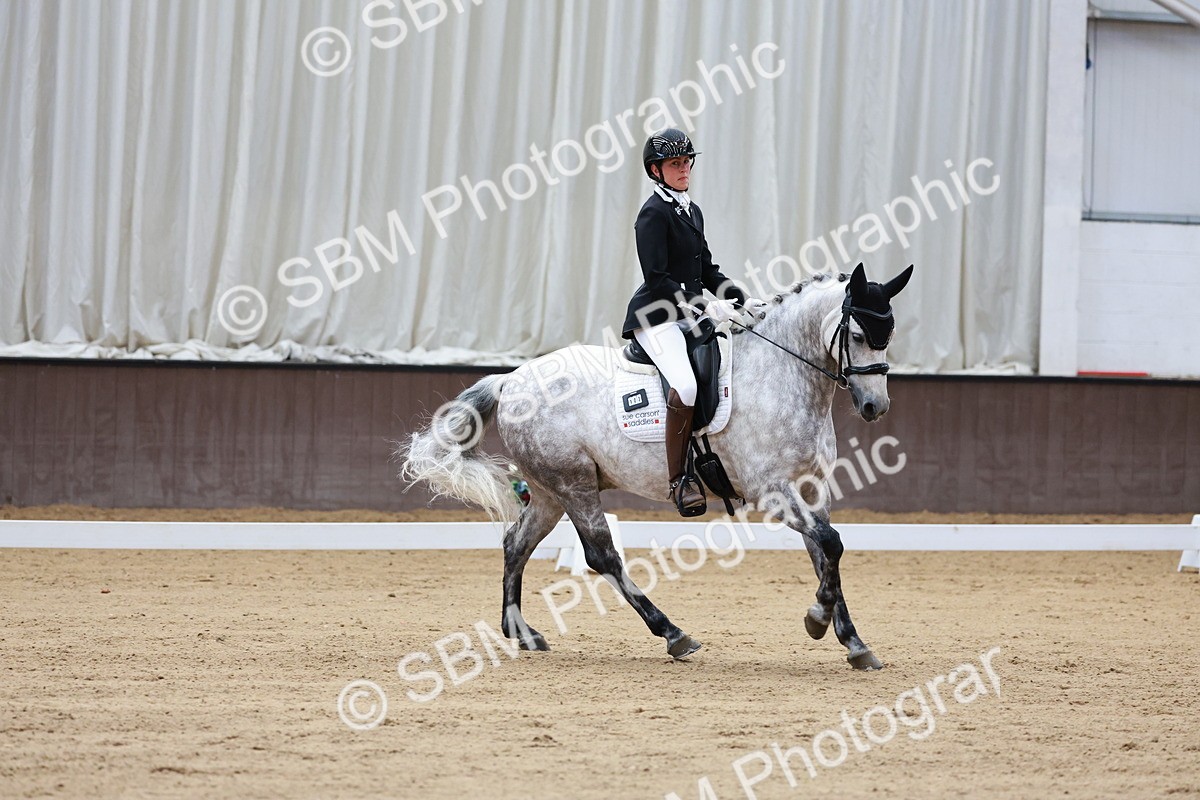 SBM_007145 - Class 6b - Novice 6 - 8.56-9.24