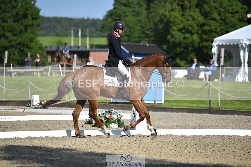 230525-090304-01519_301-JET_FIGHTER-Harry_Meade-WEDTrotUpDR - 077-757-1251