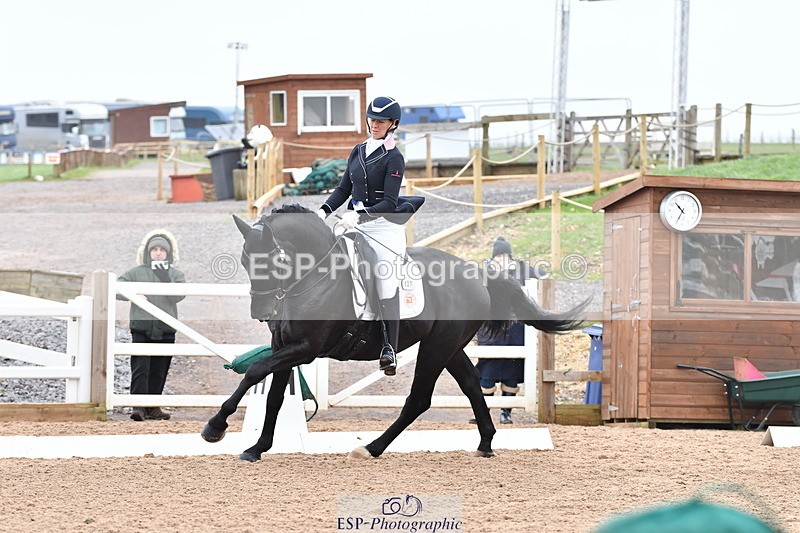 240121A-103528-00441 - Cls 5 Novice 37A