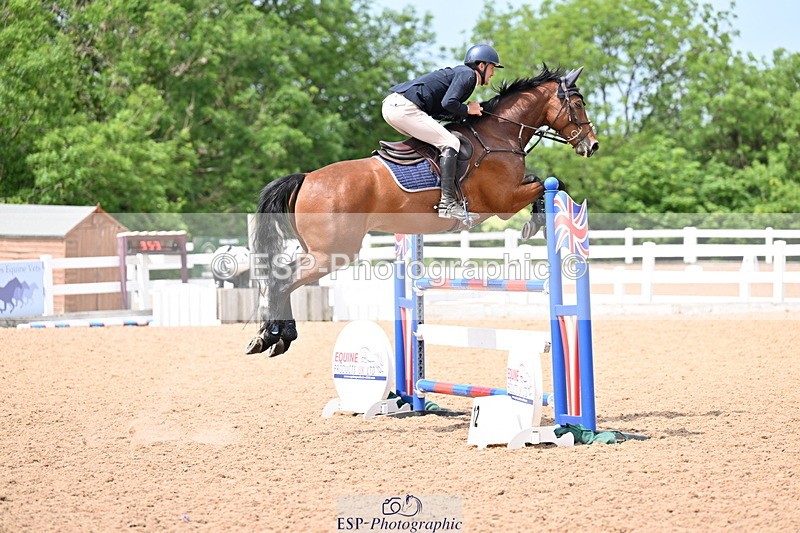 240605A-141819-00695 - Cls 4 Newcomers and 1.10m Open