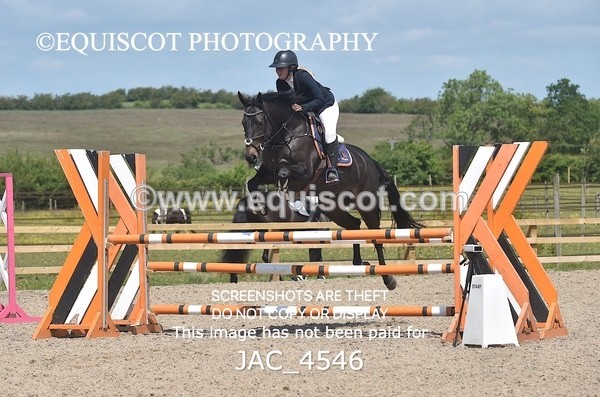 JAC_4546 - CLASS 6 Senior Newcomers/ 1.10m Open