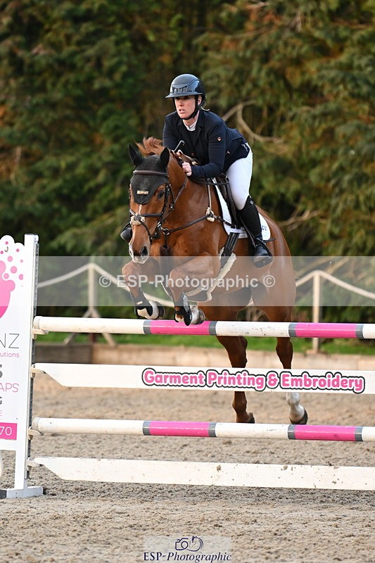 250322A-174102-03828 - Cls 14 Snr Fox & 1.20m Open