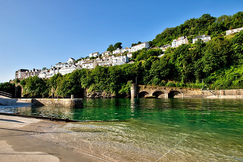  - Looe