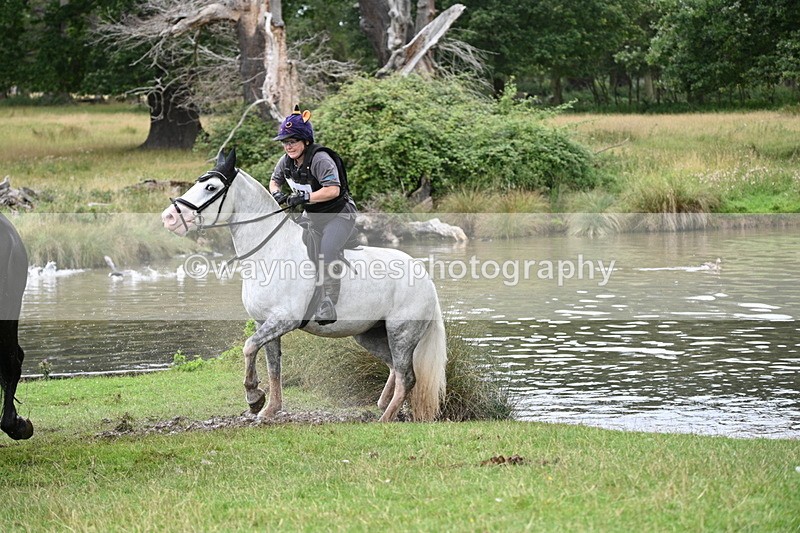 WJ7_2699 - Time at Water 11:37 to 12:13