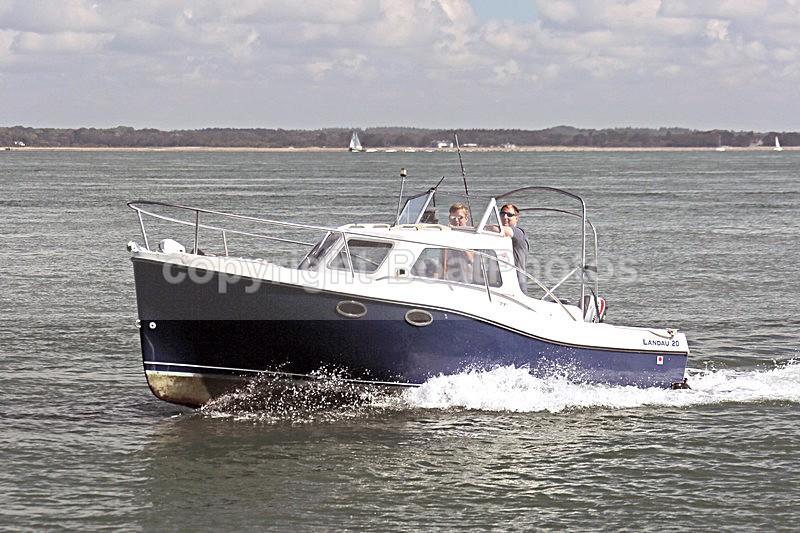 160806 BLU LANDAU 21 Y92A9550 - Motorboats - Open