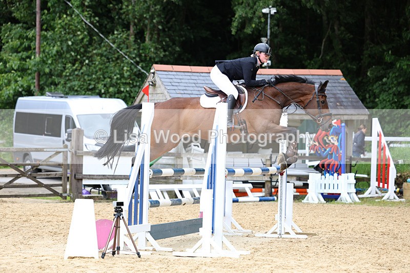 3E7A4237 - Class 7: Senior Newcomers/1.10m open