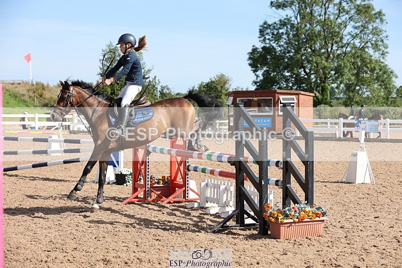 240629A-171630-08317 - Cls 13 Stepping Stones 128cm + 138cm