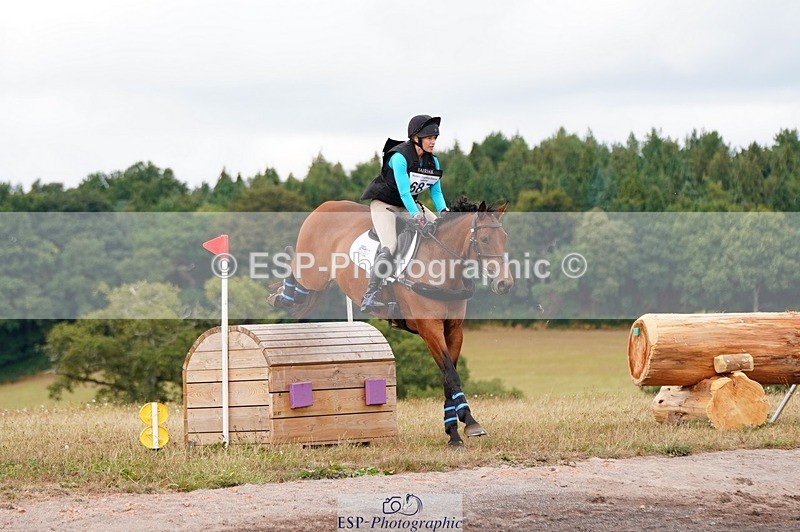 250803A-155552-16736 - O-687-Christina.Wiederkehr-KILLINAS.OISIN