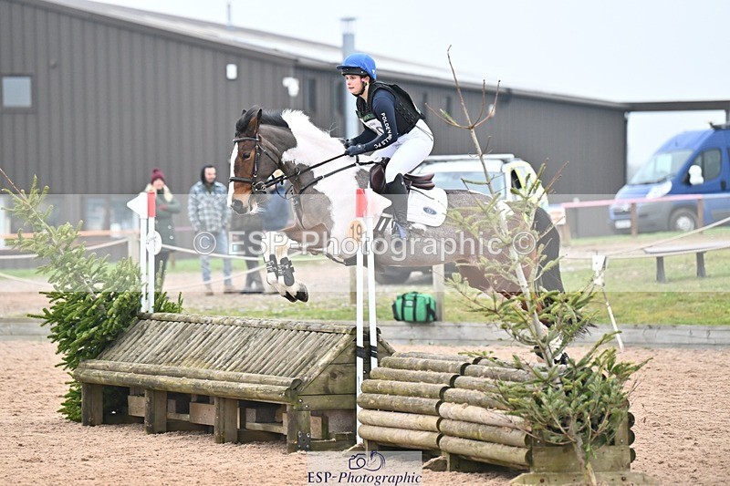 250118-134536-01306 - Cls 3A&B 90cm 13.20 to Coursewalk