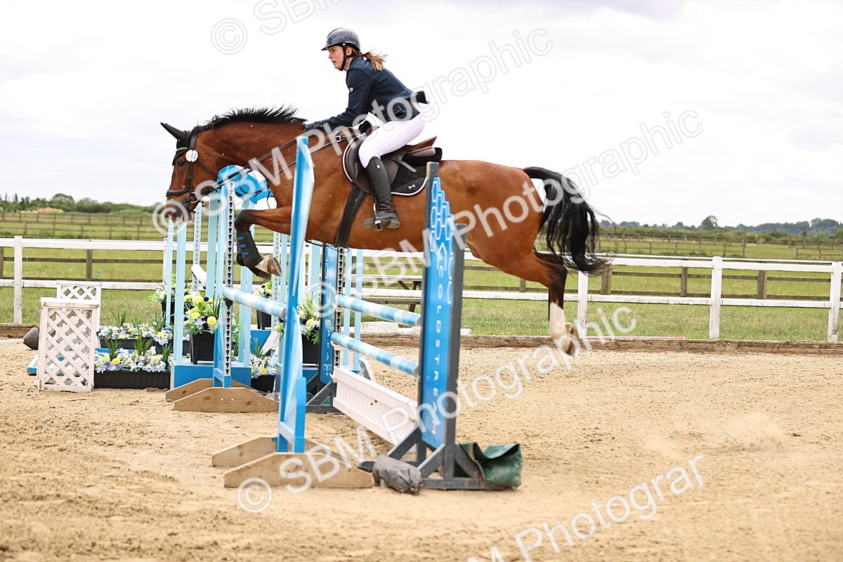 SBM_000376 - Class 4 - 1m showjumping