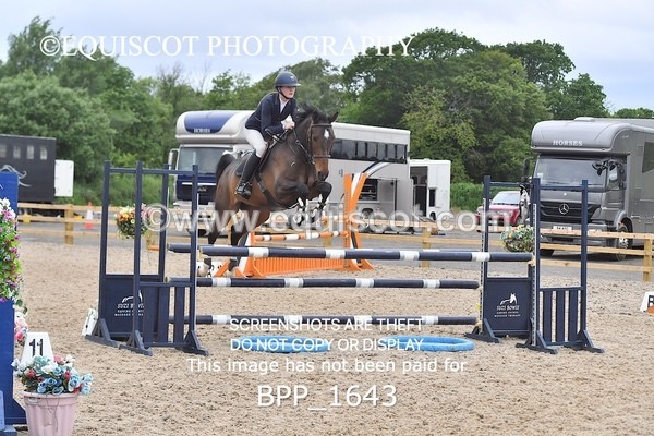 BPP_1643 - FRI CLASS 4 Senior Newcomers/ 1.10m Open