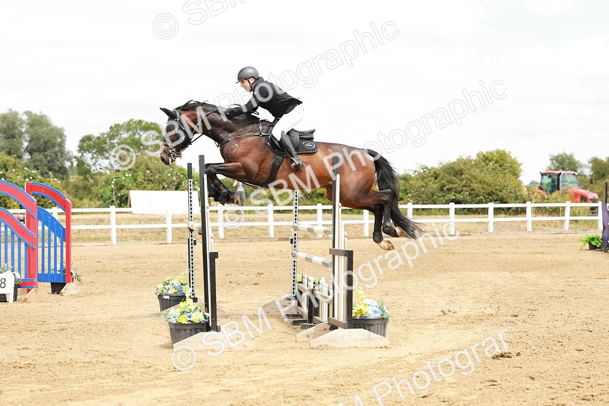 SBM_019070 - Class 21 - Senior Newcomers Championship 2d Rd