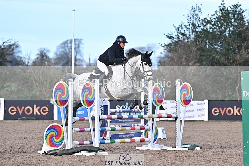 251126-100614-00105 - Cls 0 + 1, Clear Round, British Novice and 90cm