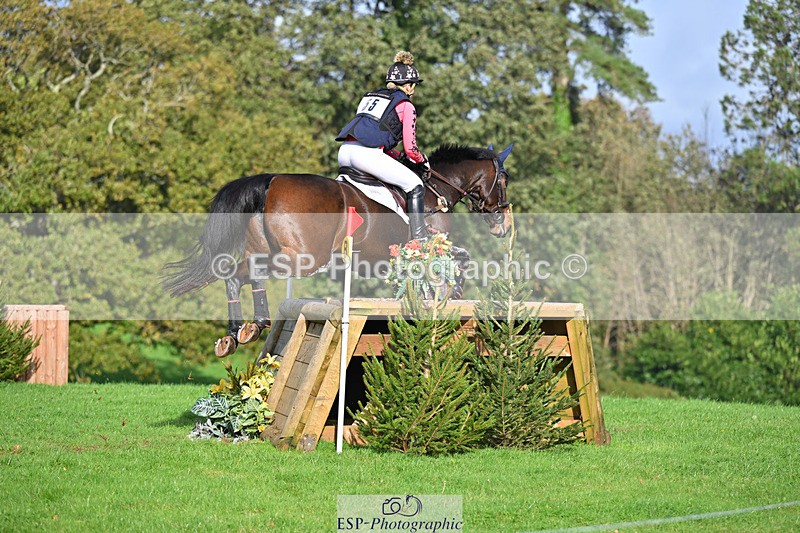 241025-114243-06761 - 055-Ellie.Fredericks-UPPER.CLASS.BRIT