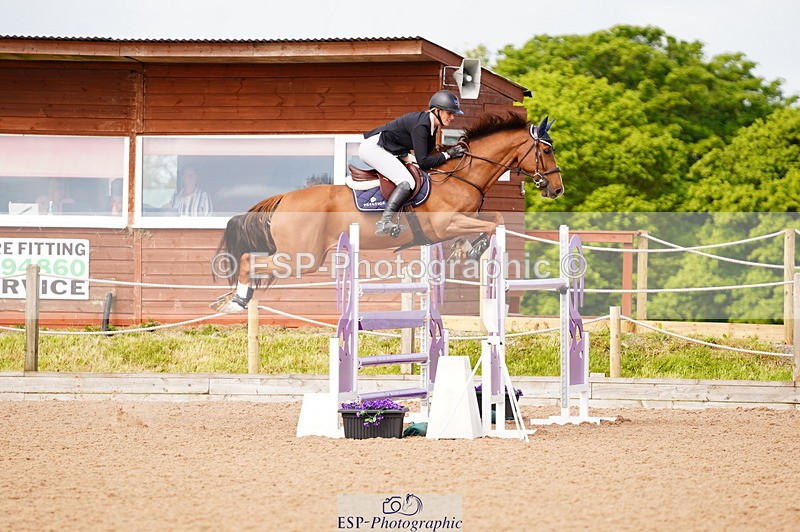 240526A-100032-07260 - Cls 25 National 1.30m Open