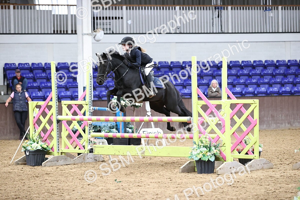 SBM_002728 - Class 12 - Springboard 128cm 138cm 90cm 1.00m