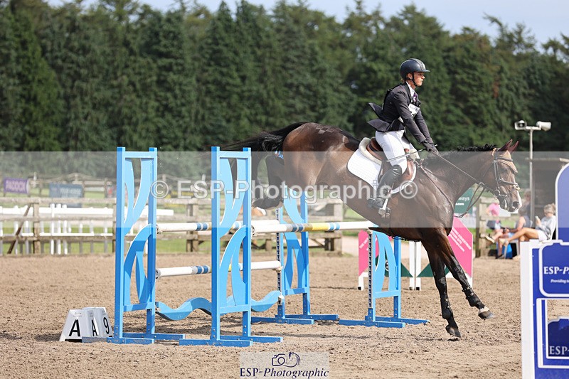 240804-161939-16802 - 714-Dani_Evans-ISABELLE_ROSE_BUD