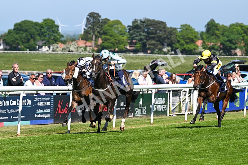 130525-Race 2-Bust A Moon-9584 - Race 2