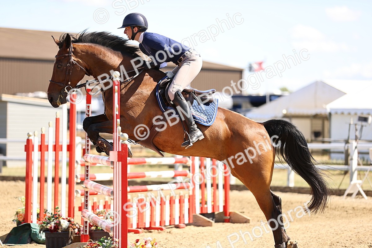 SBM_015418 - Class 16 - Senior foxhunter - 1.20m Open