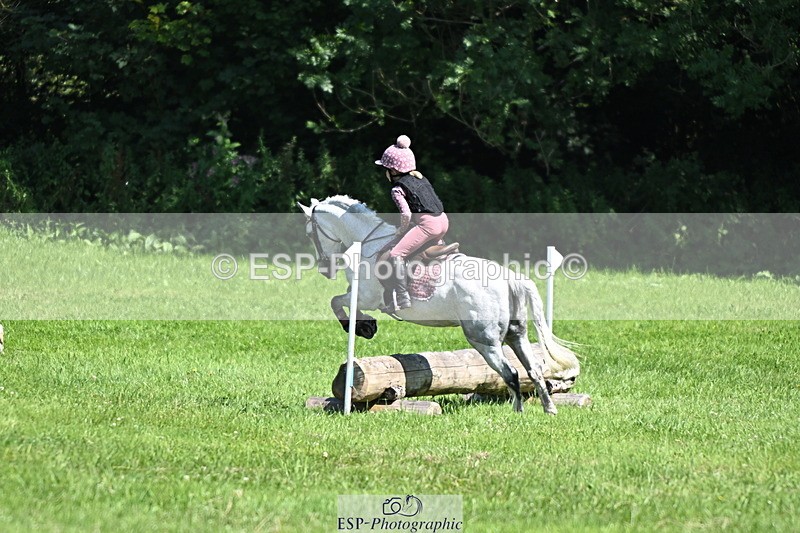 240729B-143908-02825 - Abbie's Group XC