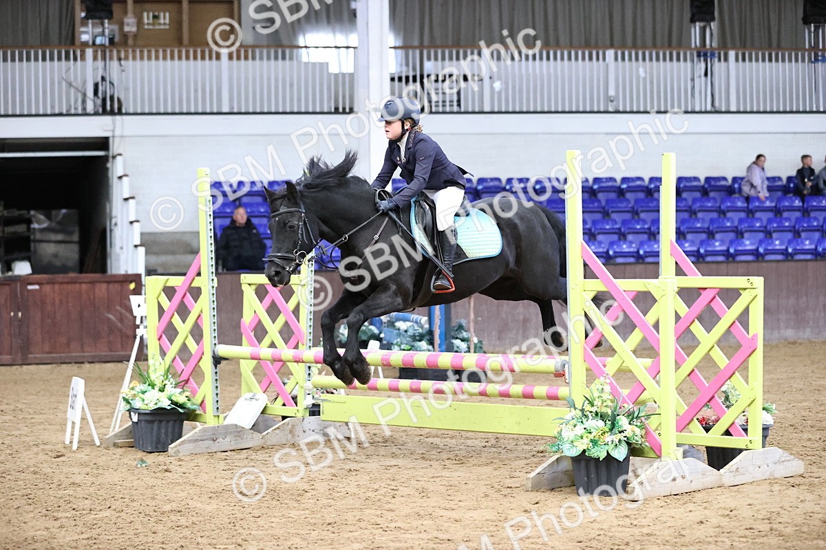 SBM_001778 - Class 9 - Pony Intro 70cm Open