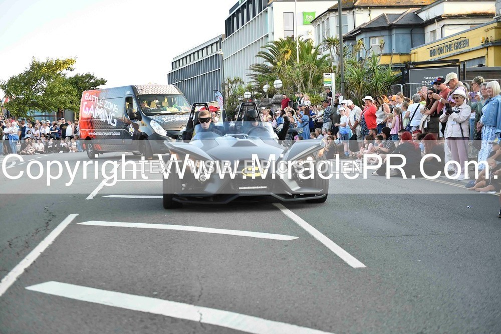 SH4_3942 - Carnival Procession.