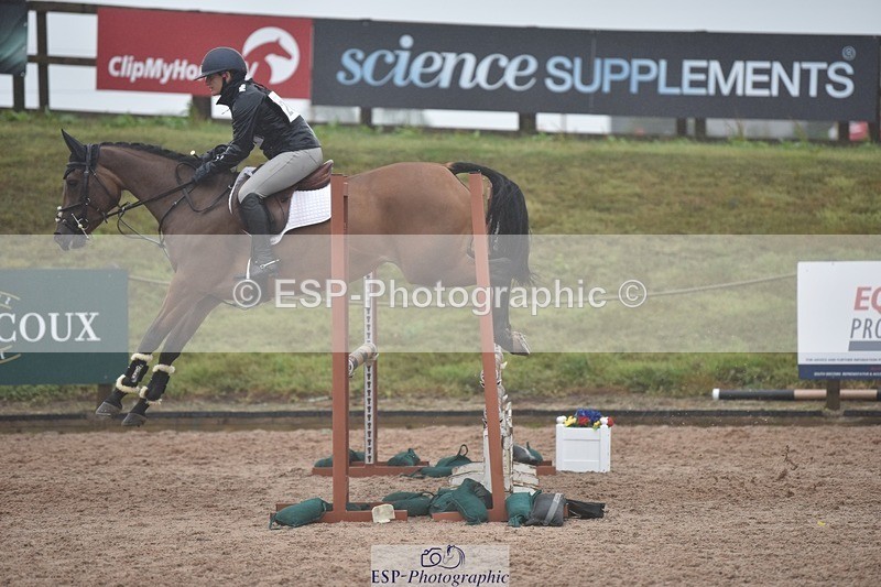 250830-142550-03605 - F-267-Amy.Tough