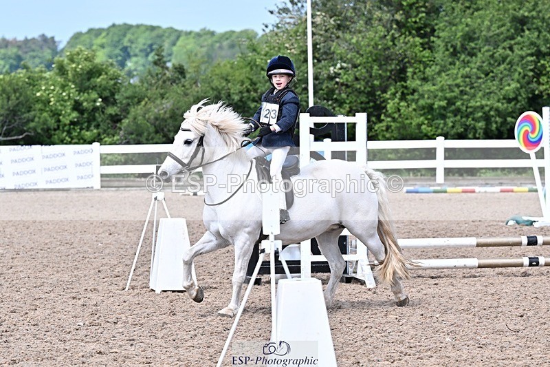 250517-111037-00879 - 40cm Assisted