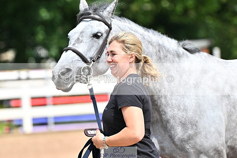 240718A-105312-01687 - Trot Up 1pm to 2pm