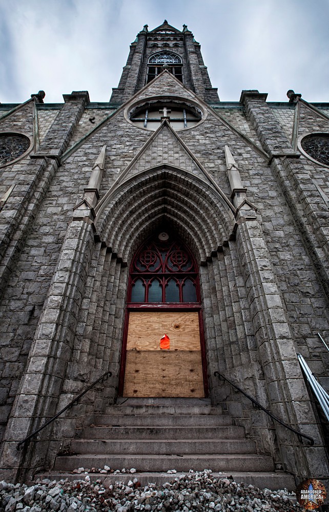 St Bonaventure Church (Philadelphia, PA) | Front Steps - St. Bonaventure Roman Catholic Church