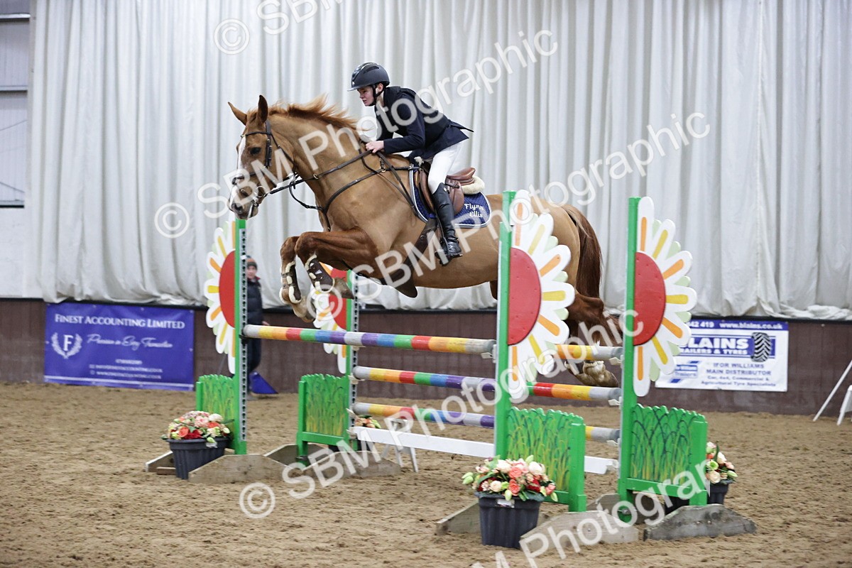 SBM_001323 - Class 4 - Senior Newcomers/ 1.10m Open