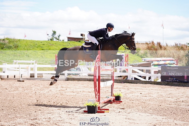 240721A-135536-18575 - Cls 32, YH 6 Yr Olds 1.30m