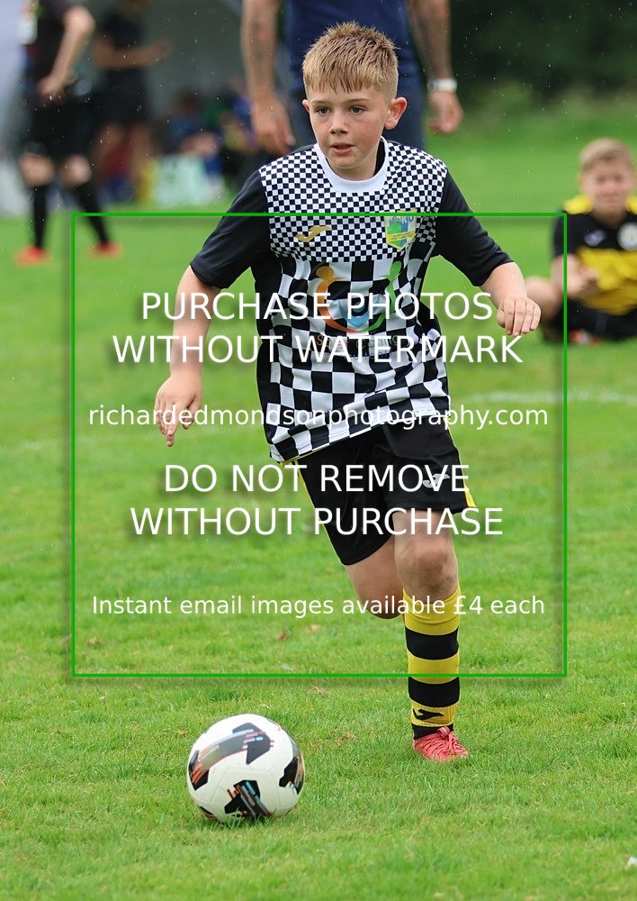 533A8885 - Kendal United