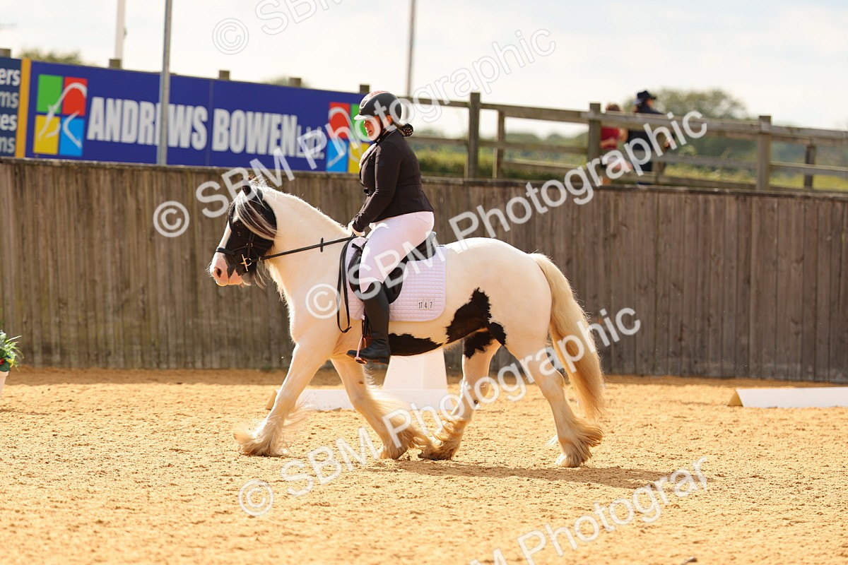 SBM_47443 - D6 - Small Tour Championship - Intro C