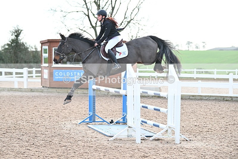 231208A-123523-00751 - Cls 5 Newcomers & 1.10m Open