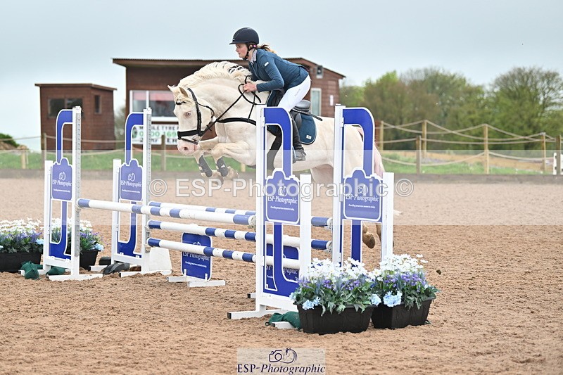 240505A-113356-04901 - Cls 3  Pony Discovery & 90cm Open