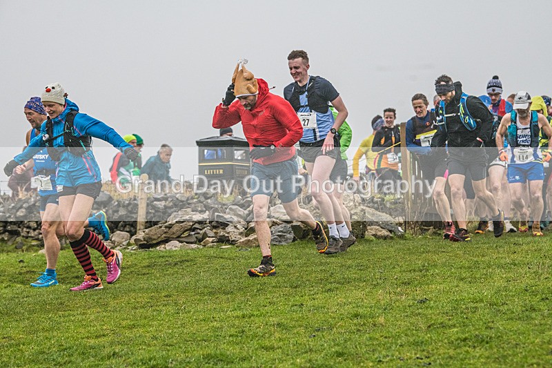 Litton-180 - Litton Christmas Cracker Fell Race Sunday 15th December 2024