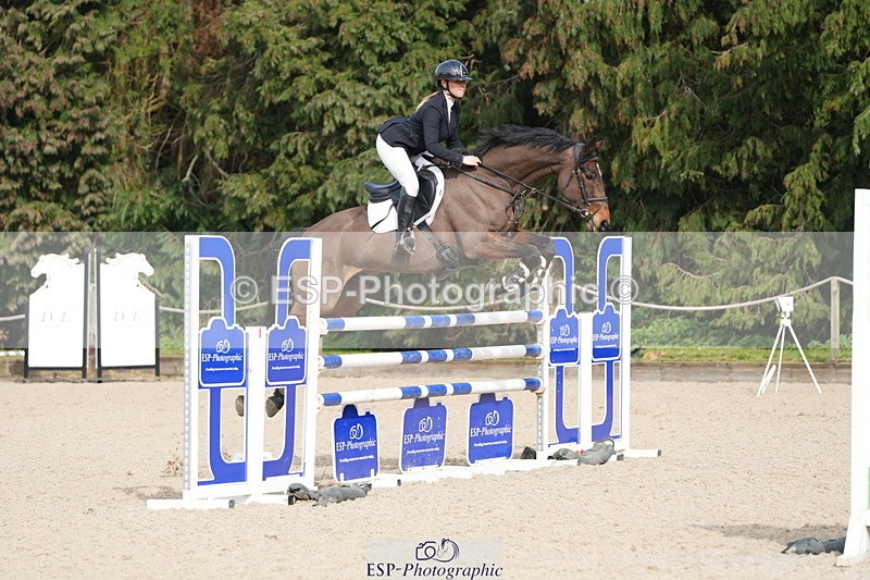 260322A-140442-01905 - 13 Foxhunter 1m 20 Open