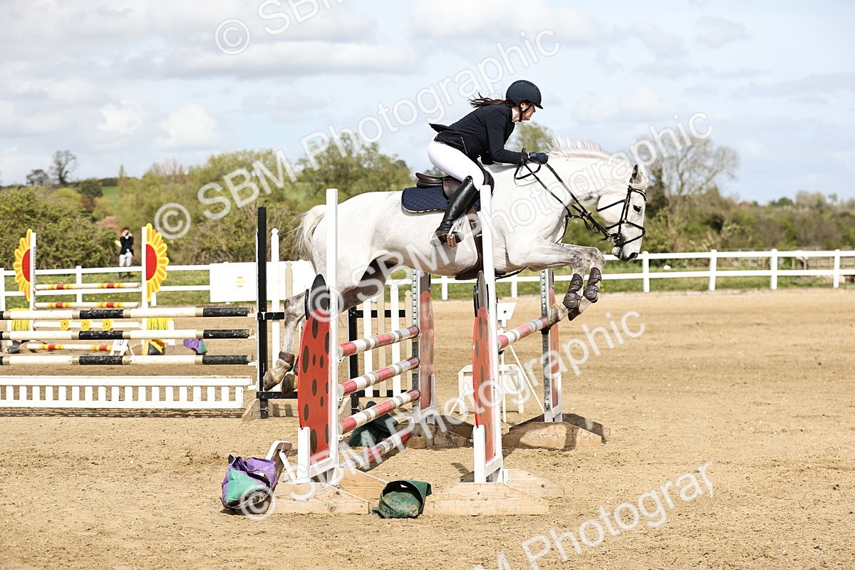 SBM_001208 - Class 4 - Senior Newcomers - 1.10m
