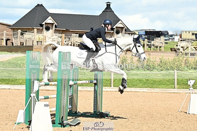 250416-133921-01180 - Cls 4 Newcomers and 1.10m