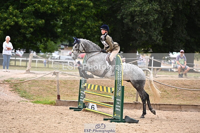 250802A-144244-05994 - F-274-Eliza.Miller-Edge-BALLYLEE.CASTLE.STORM